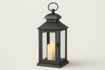 Come arredare una veranda chiusa con vetrate scorrevoli 3 Lanterne decorative per arredare una veranda con vepa